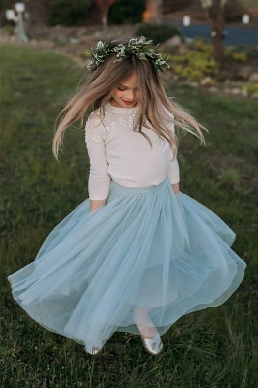 Sevimli kız elbise nedime veya çocuk kıyafeti vaftiz elbisesi mavi etek