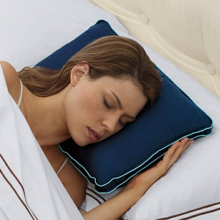 ergonomiška-kelioninė pagalvė-kaklas-pagalvė-pripučiama-kelioninė pagalvė