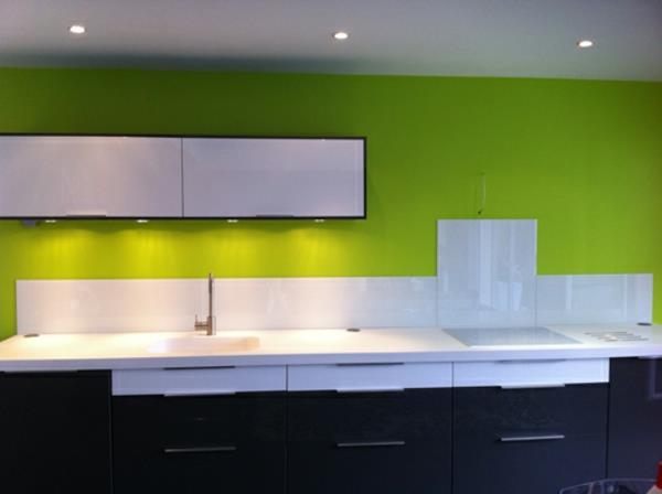 backsplash steklo