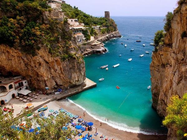 križarjenja-v-mediteranskem-zalivu-mediteranskem