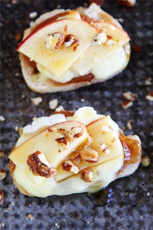 primer crostinija z jabolki, jabolčno marmelado, medom, oreščki in limoninim sokom, preprost recept za tapas