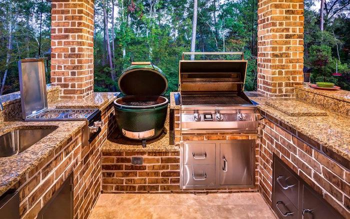gazlı ocak barbekü ızgara lavabo ile tuğla kaplı yaz mutfak bahçe için