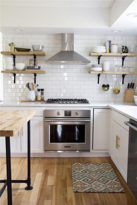 balta ir medinė virtuvė-medinė ir balta deko virtuvė