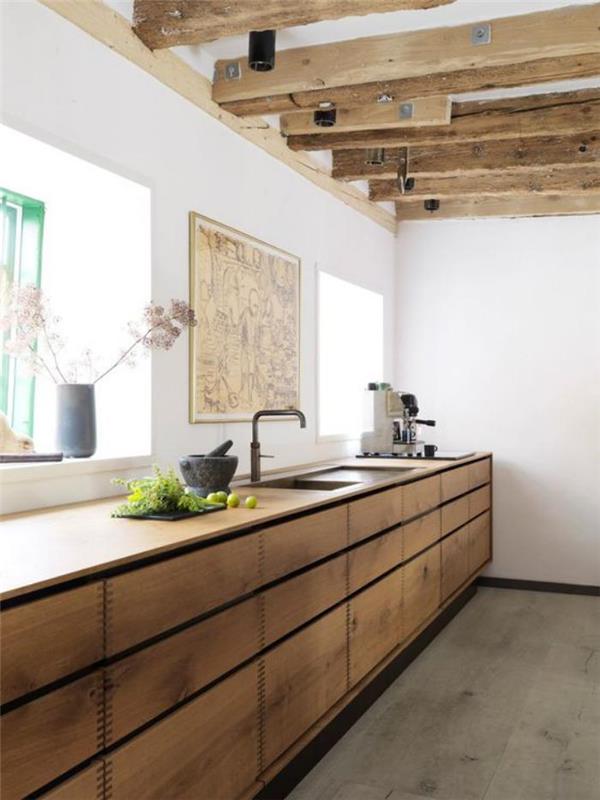 balta ir medinė virtuvė-didelė-medinė-skaitiklis palei sieną