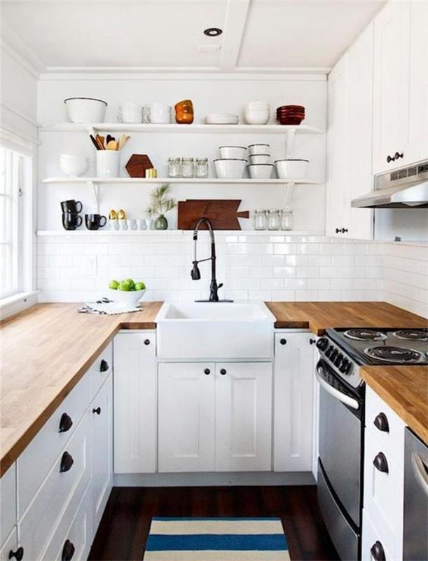 balta ir medinė virtuvė-maža virtuvė-su mediniais stalviršiais