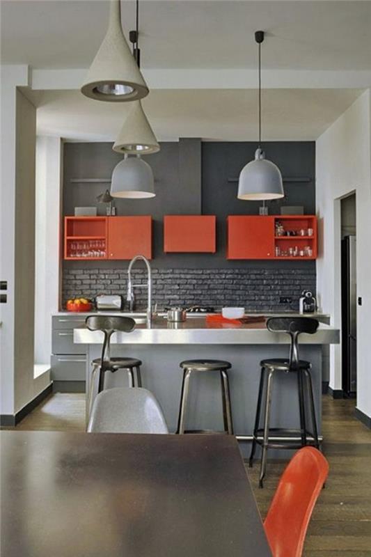 pilka-raudona-virtuvė-modeliai-moderni-virtuvė-kainos-ikea-virtuvė-modeliai