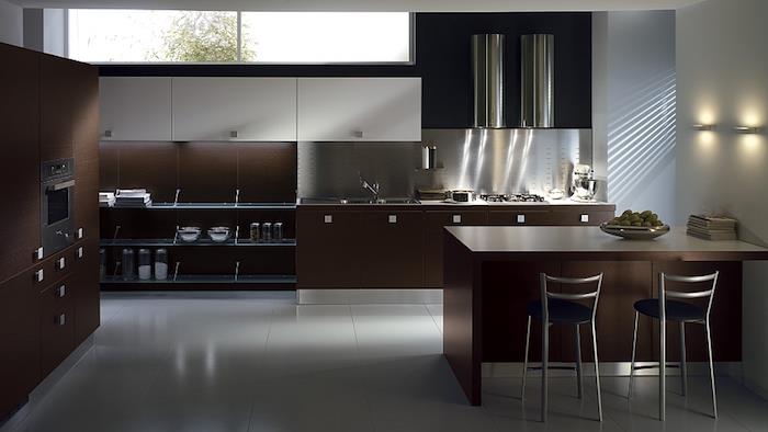 moderni atviro išplanavimo virtuvė rudos spalvos