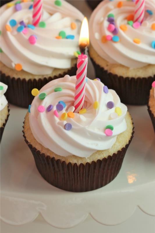 cupcake-chocolate-icing-for-cupcake-idea-for-birthday