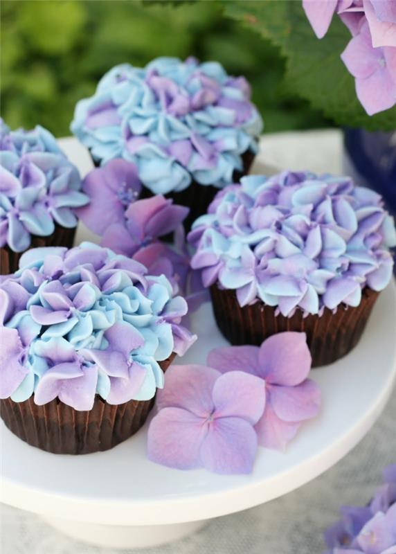 cupcake-frosting-cupcake-make-yourself-pretty-flower-professional