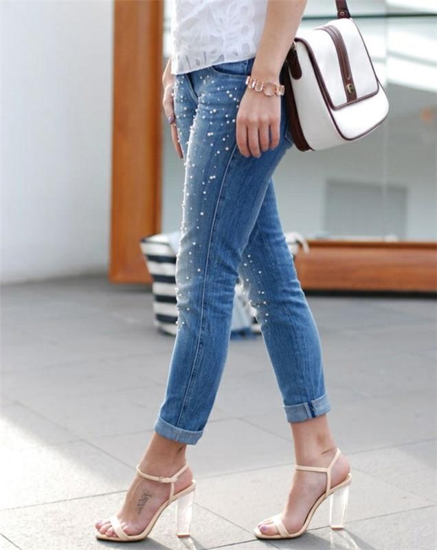 prilagodi-jeans-dekoracija-v-biser-različnih velikosti-zapestnica-visoki-čevlji-torbica-belo-in-bordo