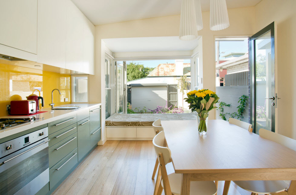 Design leggero della sala da pranzo della cucina