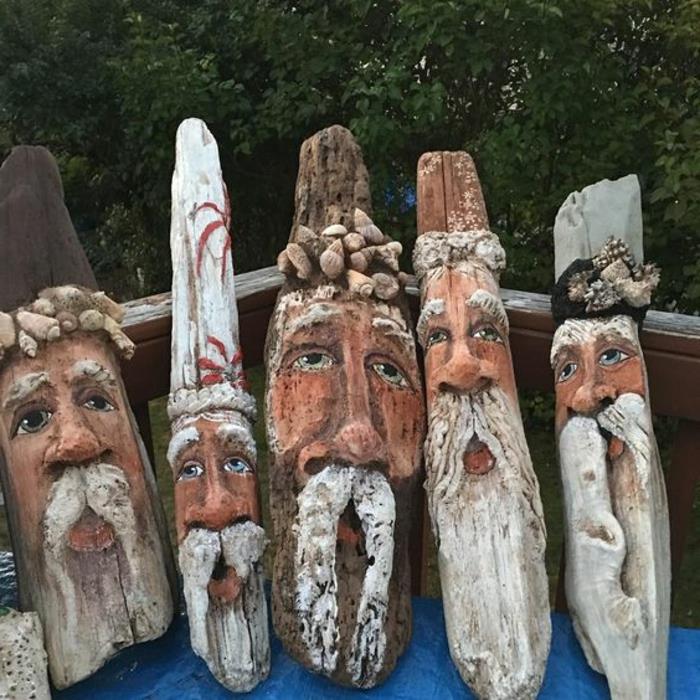 dalgaların karaya attığı odun dekoru, yaratıcı Noel Baba