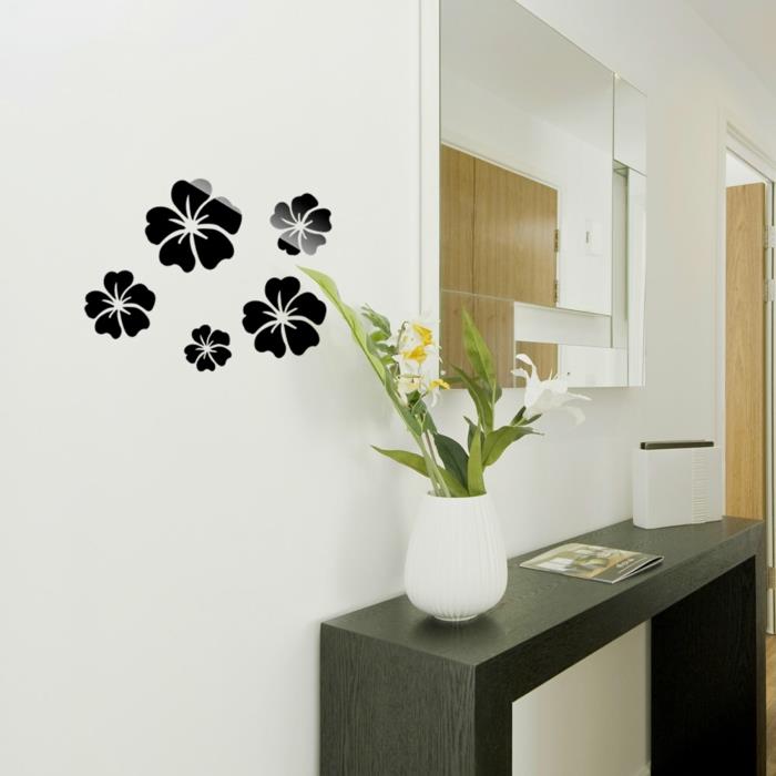 alinea-ayna ile-duvarlarınızı-süslemek için-koridorda-çiçekler-ahşap-mobilyalar