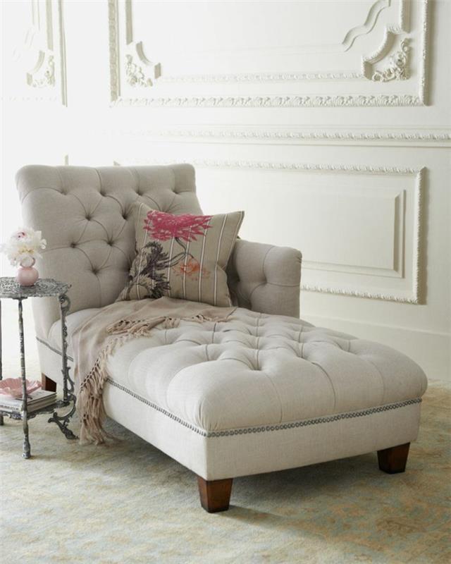 suaugusiųjų miegamojo apdaila-detalė-sofa-atsipalaiduoti