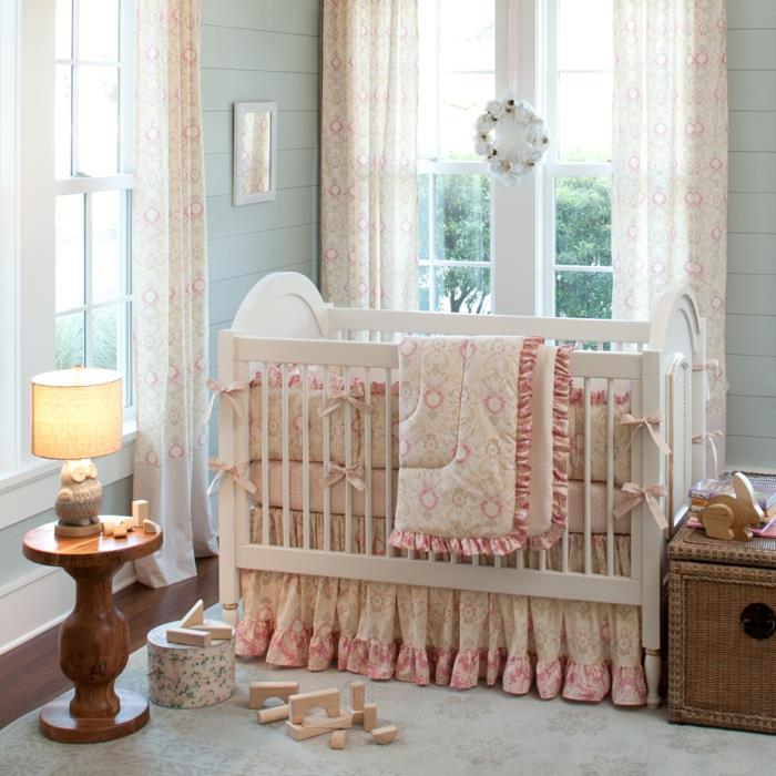 kūdikio-mergaitės-kambario apdaila-kaip-papuošti-lopšius-lovytes