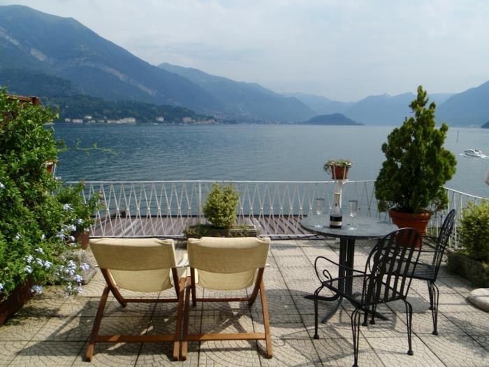 apsilankyti Italijos ežeruose-ežero ežere-rutard-Bellagio-italy-nature-pretty-view-chair