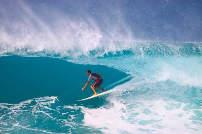 decathlon-wetsuit-surf-wetsuit-shorty-ocean-belle-vue-practice-surf-photo-wave-wetsuits