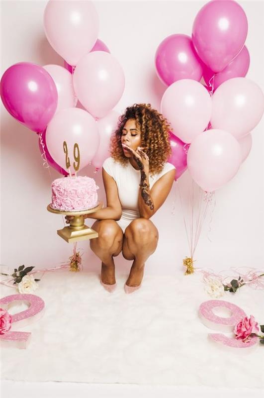 Deco ideja naredi sam DIY house veselo vzdušje deco srčkana ženska 29 let roza torta z balonom