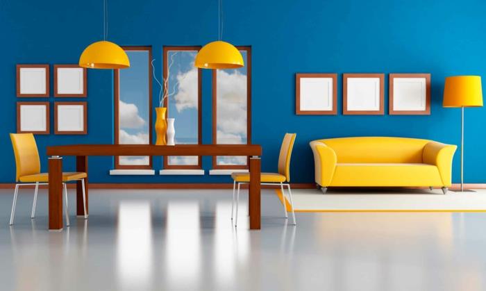 mavi ve sarı dekor, kanepe, süspansiyonlar, sarı sandalyeler, kahverengi ahşap masa, beyaz zemin kaplaması, mavi duvar, boş çerçeveler dekoru
