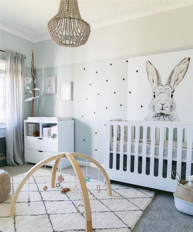 evoliucinė kūdikio lova su išmontuojamu čiužiniu, triušio sienos lipdukas vaikų kambariui
