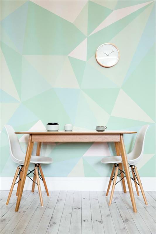 valgomojo zonos idėjos, skirtingi vandens žalios spalvos atspalviai, skandinaviškas medinis stalas ir kėdė, pilkas parketas, elegantiškas laikrodis