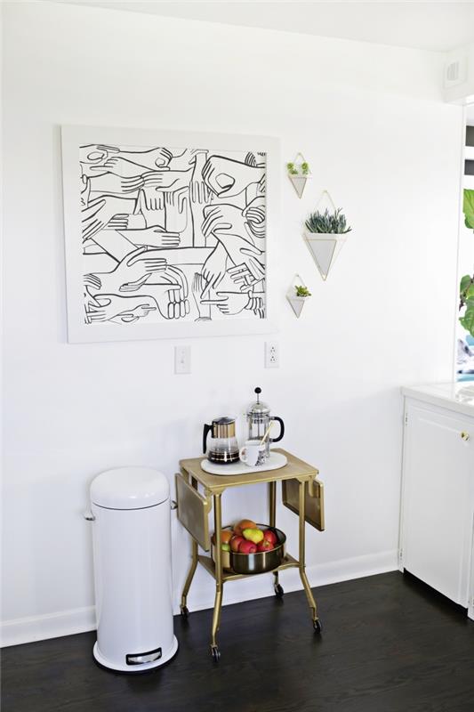 Modern ve grafik el desenli duvar kağıdı parçası, mutfak duvarını süslemek için çerçeveli bir duvar resmine dönüştü