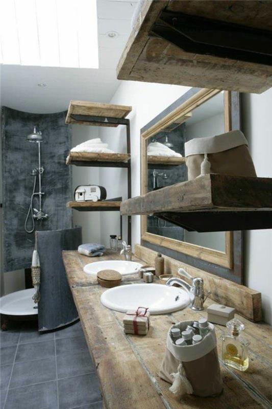 retro-kopalnica-dekor-sivo-ploščice-veliko-ogledalo-v-kopalnici