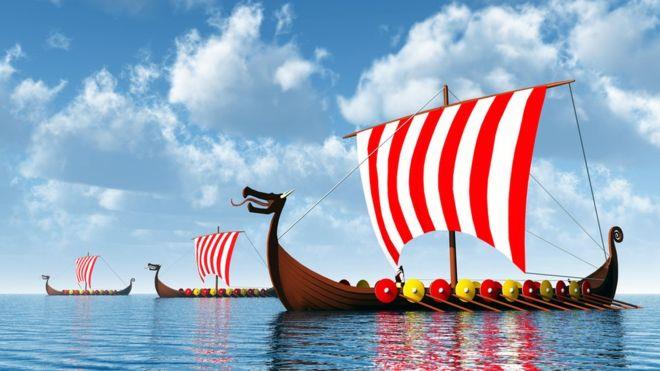 İskandinav tasarımının ihracatını temsil eden Viking uzun gemilerinin görüntüsü