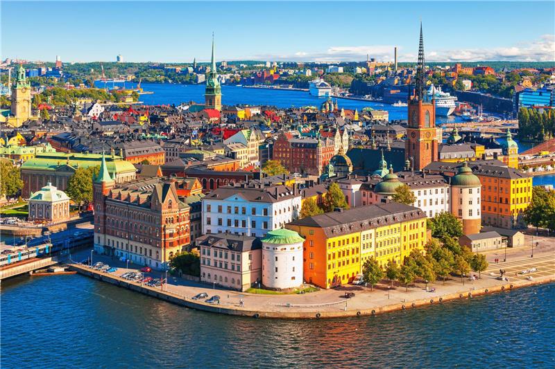 eski stockhlom kentinin fotoğrafı ve renkli binaları, İskandinav tasarımının beşiği