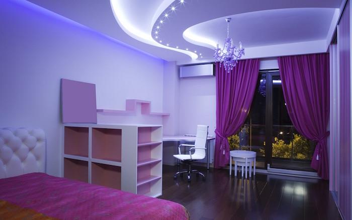 kız için modern pembe yatak odası, kitsch leylak rengi dekorlu oda