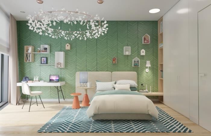yeşil duvar kağıdı ile duvar, orman yeşili yaprak desenleri, dekoratif beyaz raflarla bir duvar süsleyin, bir çiçek çelenkini taklit eden büyük bir daire şeklinde aydınlatma