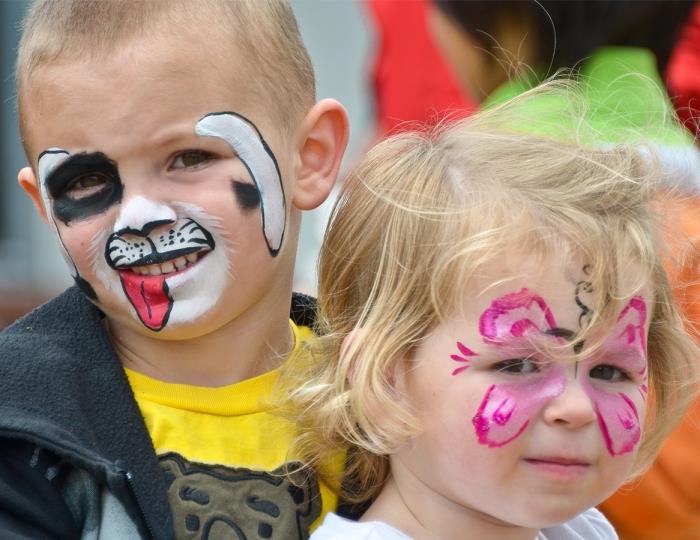 idėja, kaip lengvai pasipuošti savo vaikais išgalvotų suknelių vakarėliui, lengvai piešti modelį gyvūnų tema