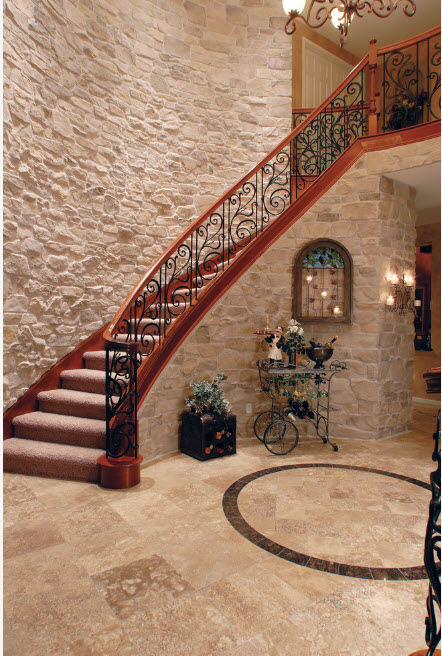 Decoración de escalera de lujo