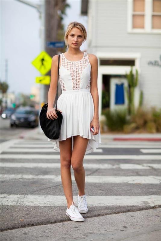 zarif-yazlık-elbise-ve-converse-beyaz-ayakkabı