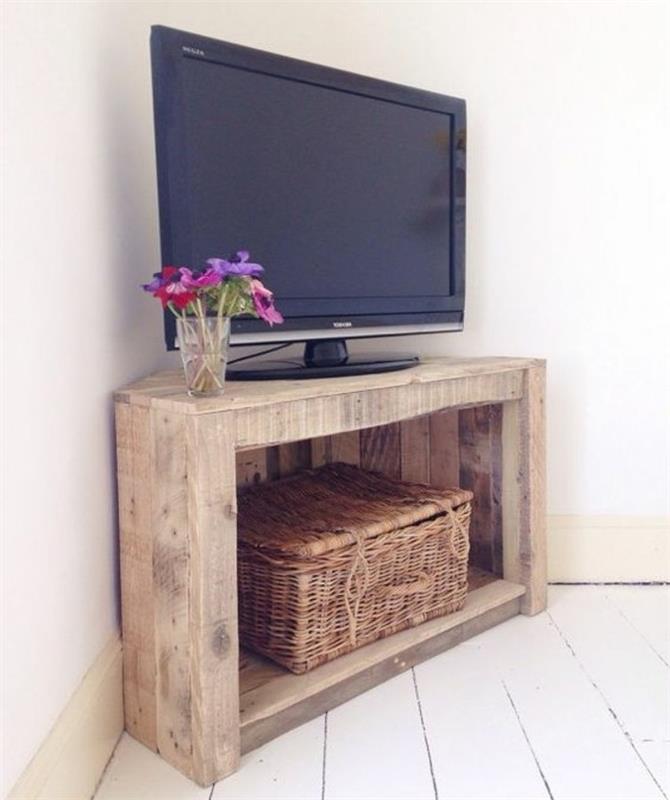 DIY-minimalistična-tv-omara-ki-bo-dodala-kmečko-dotik-v-dekor-vaše-dnevne sobe