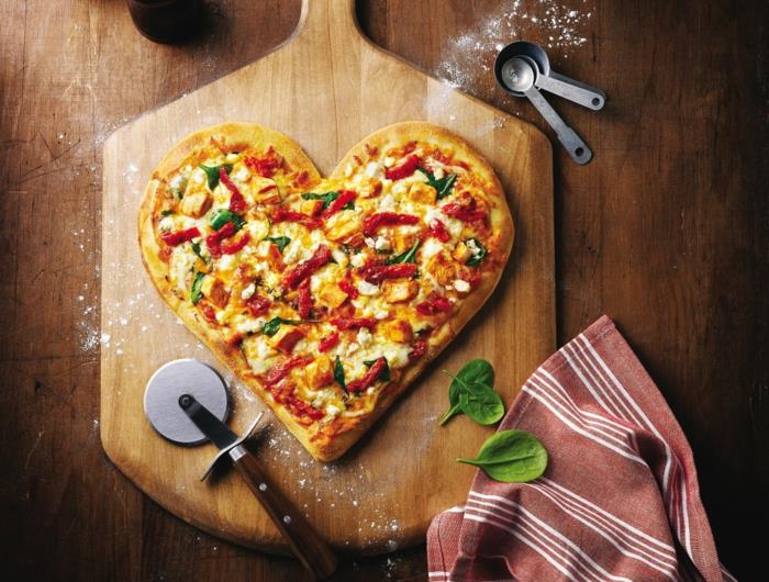 paris-in-en iyi-pizzacı-yemek-iyi-şirket-pizza-coeur-saint-valentine