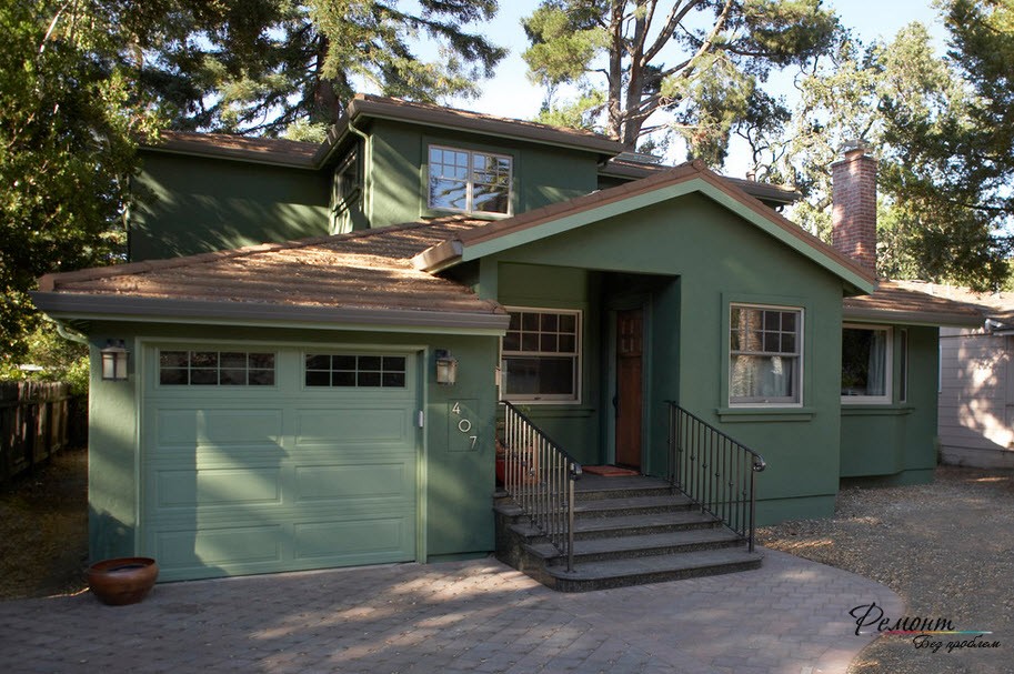 Puedes elegir un tono verde tranquilo para la fachada de la casa.