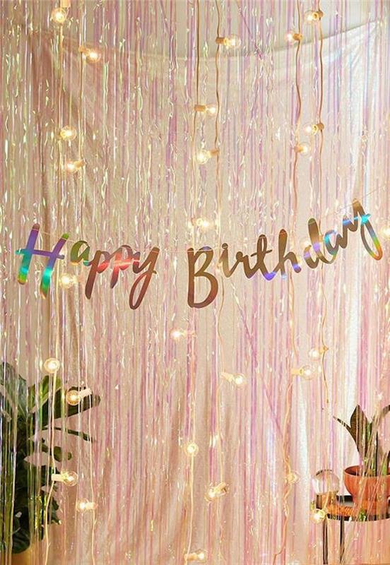 18 -letna punca za rojstni dan, rojstnodnevna dekoracija sobe, kul ideja okrasitve lahkih girland in venec za rojstni dan