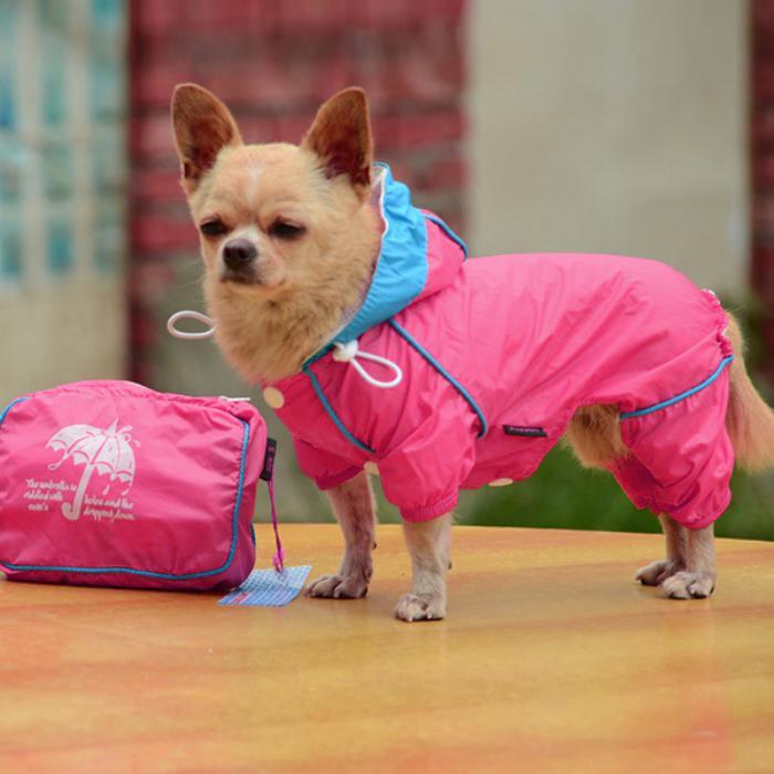 pulover-za-psa-vodoodporen-roza-in-modro-za deževno vreme