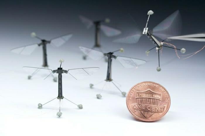 uçan-nanodronlar-uzaktan kumandalı-drone