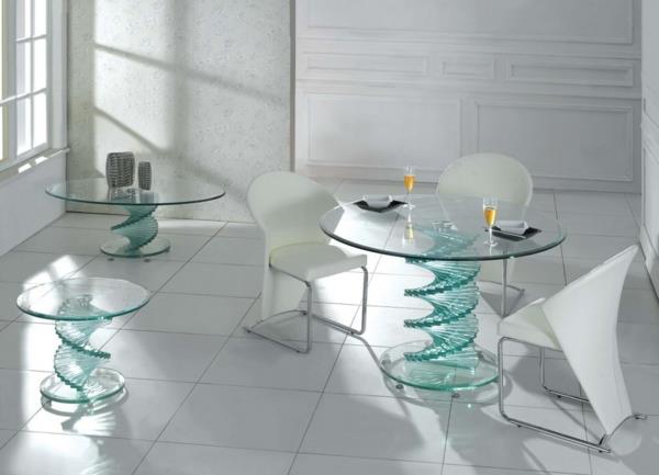 stalas ir kėdė-stiklo-stalo-ir-originalios kėdės