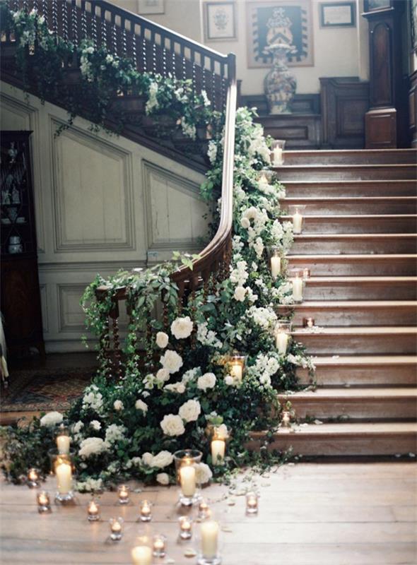 stopnišče-dekoracija-vrtnice