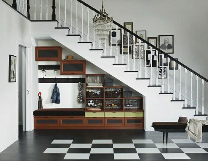 raf-merdiven altı-karanlık-ahşap-fayans-beyaz-siyah-depolama-merdiven-peyzaj-merdiven altı