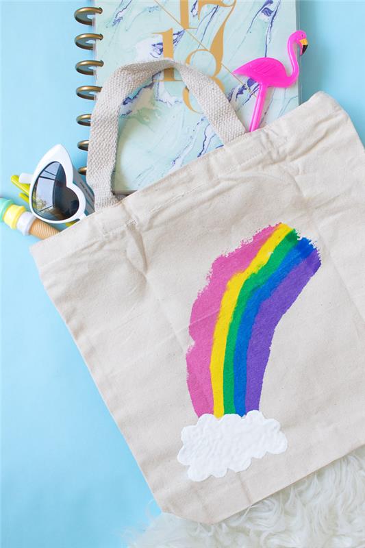 Kumaş, kız arkadaş veya metresi hediye için boya ile boyanmış gökkuşağı desenli özel tote çanta