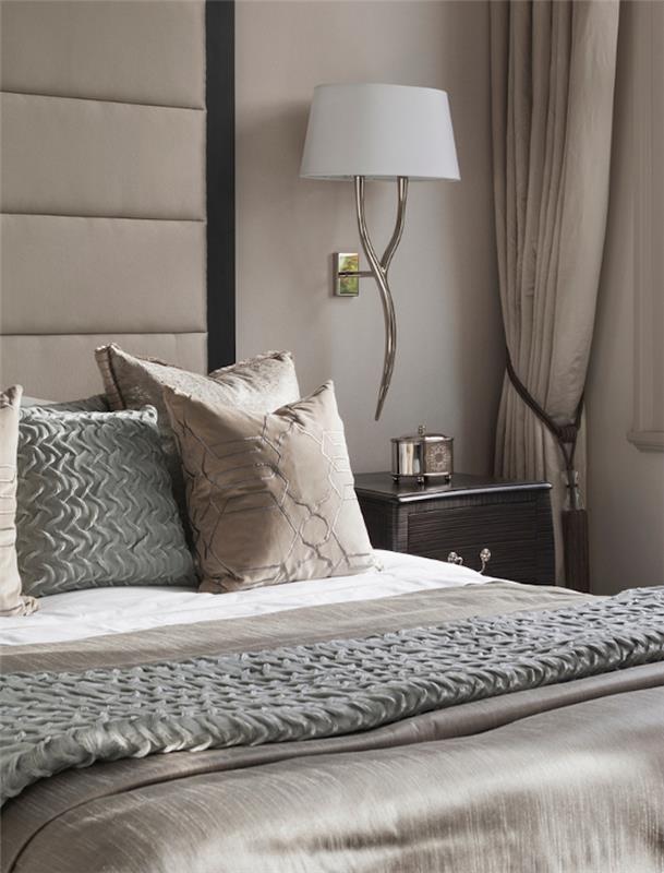 taupe ve keten yatak odası mobilyalarının fotoğraf örneği