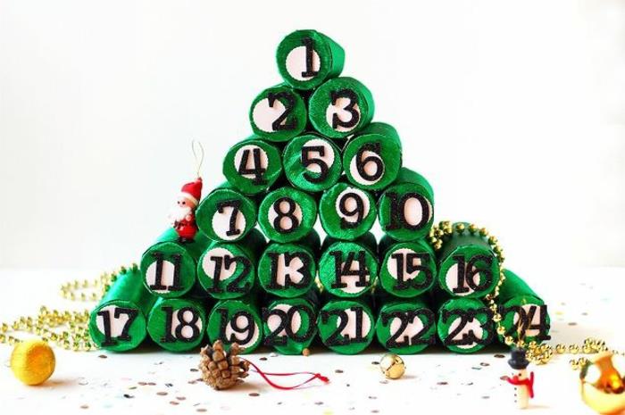 naredite adventni koledar, božično drevo, da si naredite iz recikliranih materialov