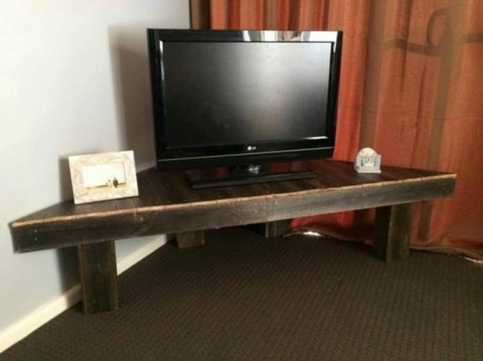 make-a-corner-tv-omarica-zelo-preprosta-in-enostavna za izdelavo