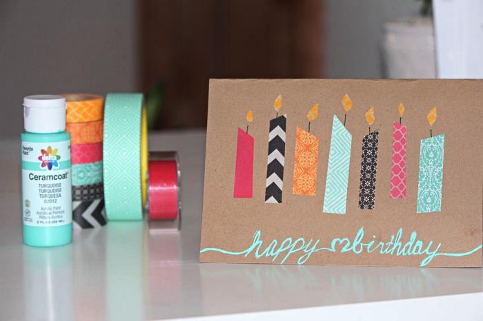 prilagodite lepo rojstnodnevno voščilnico v kraft papirju s svečkami za lepilni trak, vodno zeleno pisano voščilnico