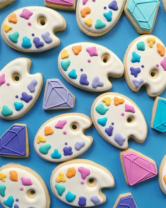 bake-christmas-cookies-beautiful-graphic-shortbread-cookies