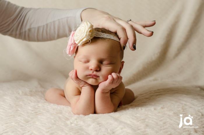 srčkano fotografiranje dojenčkov, umetniške fotografije dojenčkov